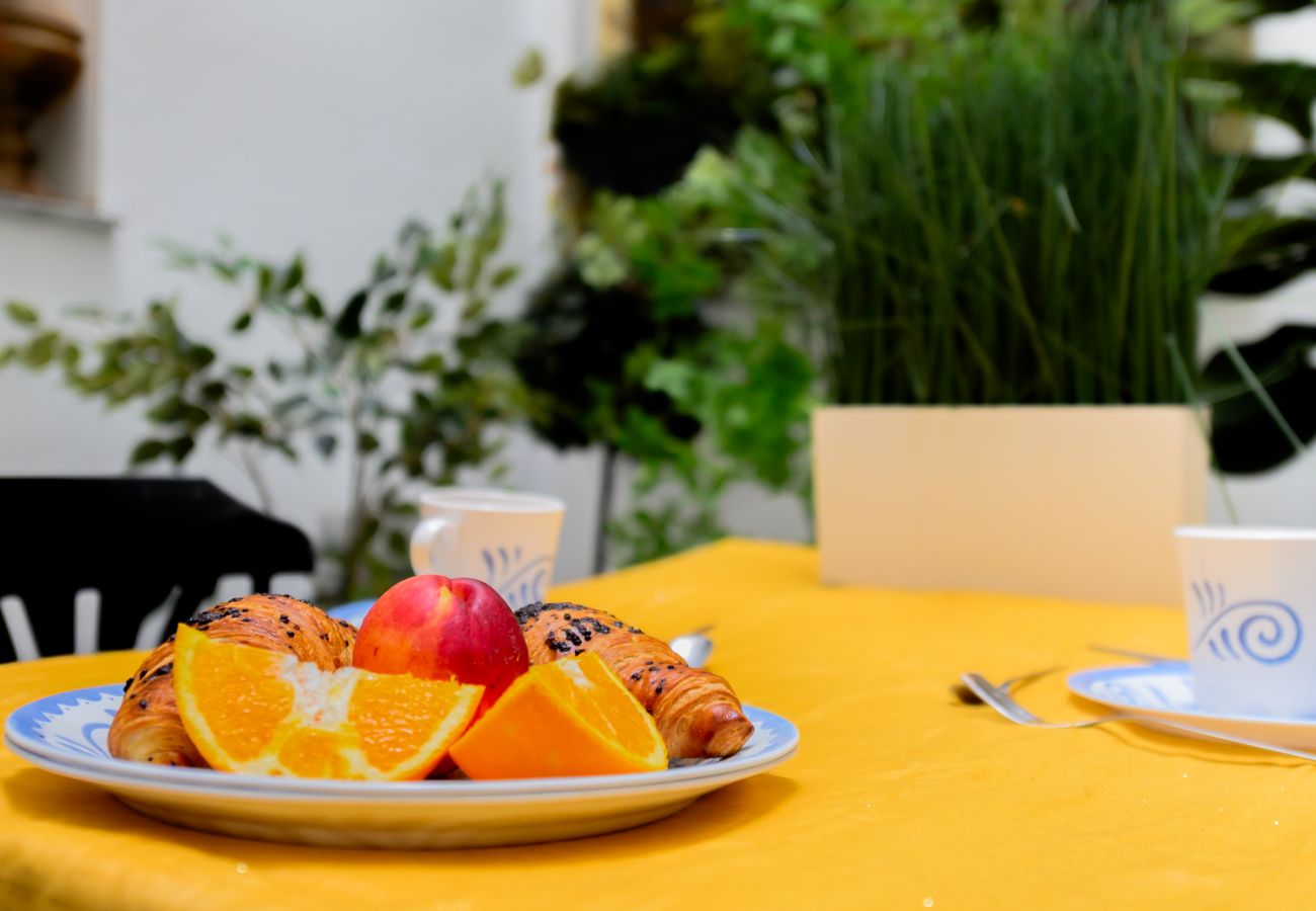 Appartement in Madrid - Encantadora vivienda de dos dormitorios en el Centro de Madrid. Temporal Appartement in Madrid - Encantadora vivienda de dos dormitorios en el Centro de Madrid. Temporal