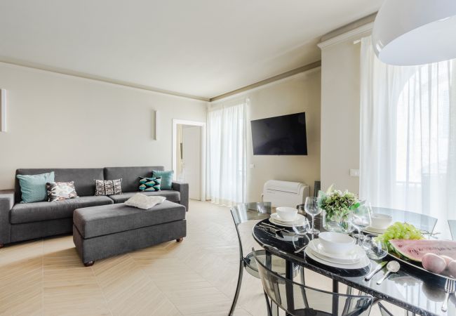Appartement in Lucca - Luxury Modern Apartment with Elevator and Balcony inside the Walls of Lucca Appartement in Lucca - Luxury Modern Apartment with Elevator and Balcony inside the Walls of Lucca