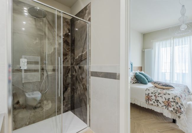 Appartement in Lucca - Luxury Modern Apartment with Elevator and Balcony inside the Walls of Lucca Appartement in Lucca - Luxury Modern Apartment with Elevator and Balcony inside the Walls of Lucca