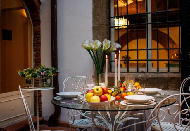 Appartement in Lucca - Casa Al Dipinto, an Apartment with Garden Appartement in Lucca - Casa Al Dipinto, an Apartment with Garden