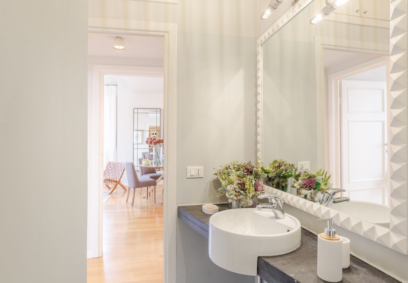 Appartement in Lucca - A Fresh Modern Penthouse inside the Walls of Lucca Appartement in Lucca - A Fresh Modern Penthouse inside the Walls of Lucca