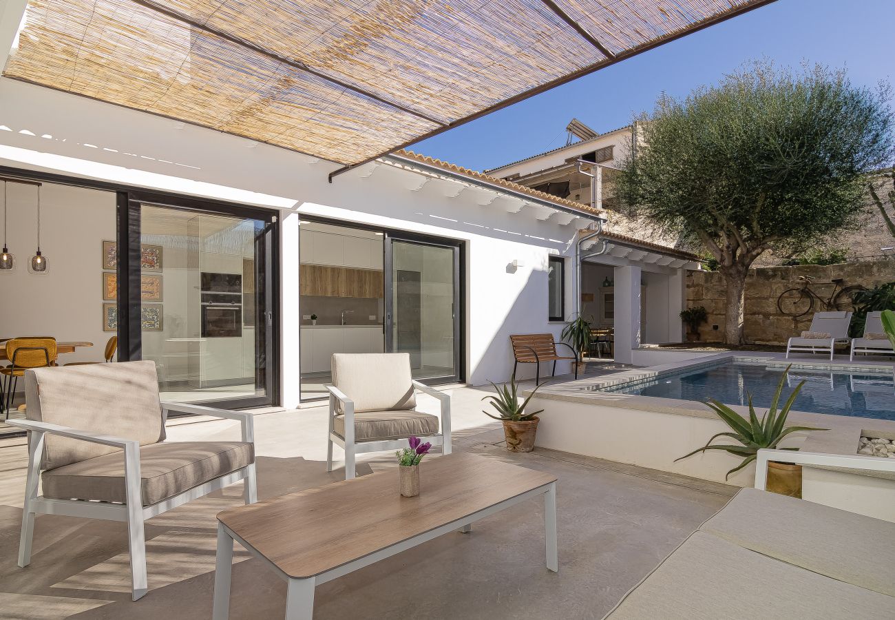 Huis in Muro - Casa de pueblo con todas las comodidades 269