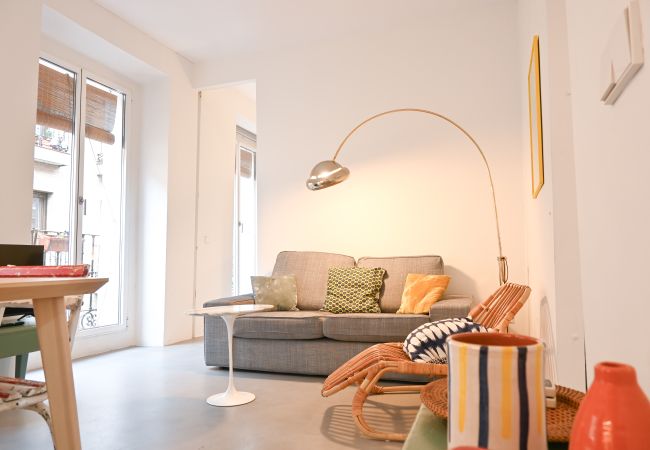 Appartement in Madrid -  Encantador apartamento de 2 dormitorios : Experimenta la auténtica vida madrileña en tu propio espacio. Temporal Appartement in Madrid -  Encantador apartamento de 2 dormitorios : Experimenta la auténtica vida madrileña en tu propio espacio. Temporal