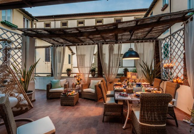 Appartement in Lucca - Casa Celeste 3 Bedrooms Apartment with Terrace Inside Lucca Appartement in Lucca - Casa Celeste 3 Bedrooms Apartment with Terrace Inside Lucca