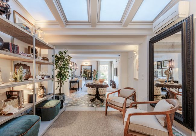 Appartement in Lucca - Luxury Home, Private Garden and Jacuzzi inside Lucca Appartement in Lucca - Luxury Home, Private Garden and Jacuzzi inside Lucca