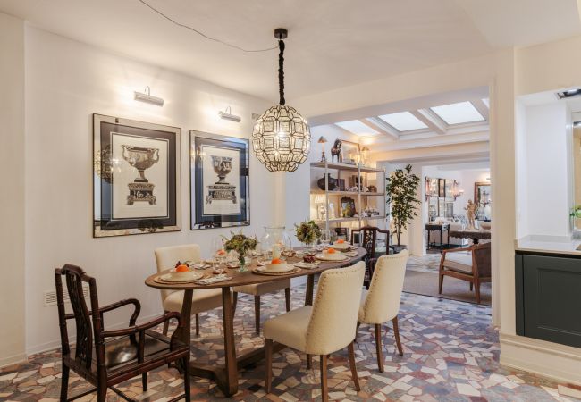 Appartement in Lucca - Luxury Home, Private Garden and Jacuzzi inside Lucca Appartement in Lucca - Luxury Home, Private Garden and Jacuzzi inside Lucca