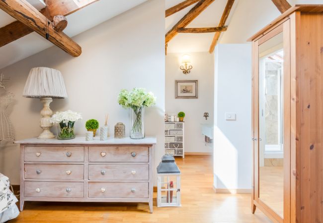 Appartement in Lucca - 3 Bedrooms Penthouse with elevator in Lucca Appartement in Lucca - 3 Bedrooms Penthouse with elevator in Lucca