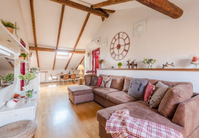 Appartement in Lucca - 3 Bedrooms Penthouse with elevator in Lucca Appartement in Lucca - 3 Bedrooms Penthouse with elevator in Lucca