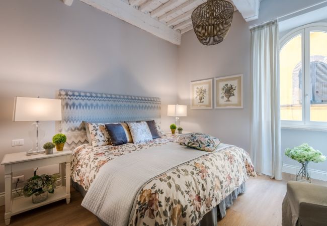 Appartement in Lucca - Luxurious Modern Apartment in the Heart of Historic Lucca Appartement in Lucca - Luxurious Modern Apartment in the Heart of Historic Lucca
