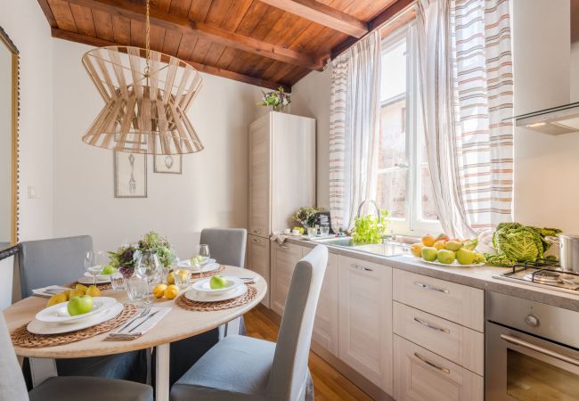Appartement in Lucca - Timeless Elegance: A Historic Retreat in Lucca's Art District Appartement in Lucca - Timeless Elegance: A Historic Retreat in Lucca's Art District