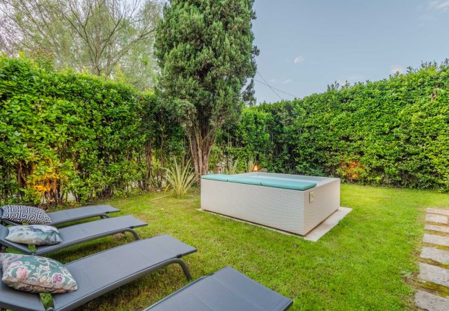 Villa in Lucca - Charming Church converted into Farmhouse with Pool Villa in Lucca - Charming Church converted into Farmhouse with Pool