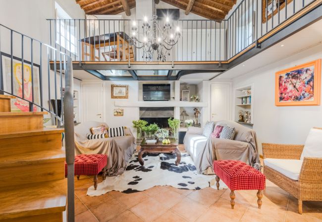 Villa in Lucca - Charming Church converted into Farmhouse with Pool Villa in Lucca - Charming Church converted into Farmhouse with Pool