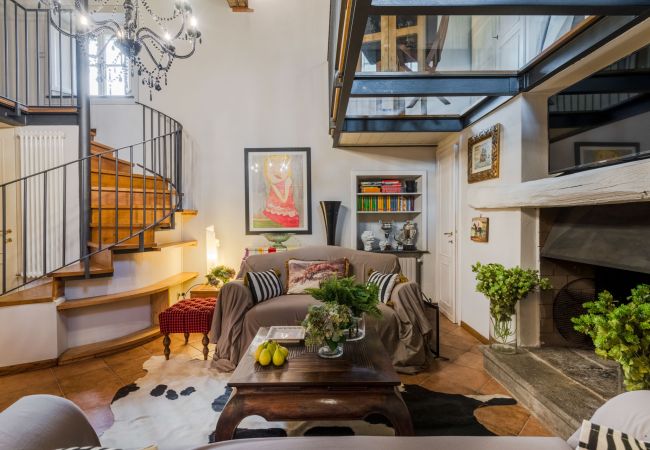 Villa in Lucca - Charming Church converted into Farmhouse with Pool Villa in Lucca - Charming Church converted into Farmhouse with Pool