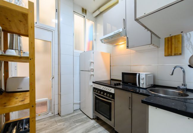 Appartement in Madrid - Coqueto apartamento de dos dormitorios en la Av. Albufera. Temporal Appartement in Madrid - Coqueto apartamento de dos dormitorios en la Av. Albufera. Temporal