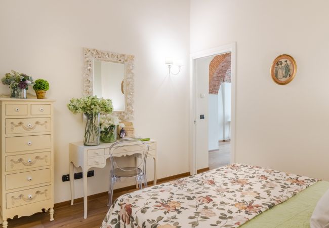 Appartement in Lucca - Smart 2 Bedrooms Apartment close to Bus Terminal Appartement in Lucca - Smart 2 Bedrooms Apartment close to Bus Terminal