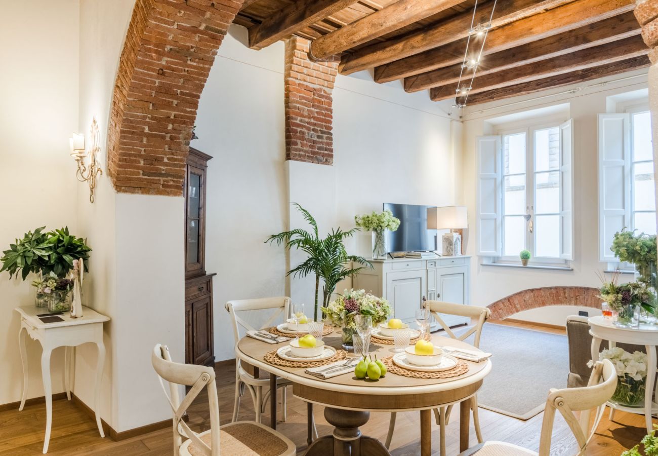 Appartement in Lucca - Smart 2 Bedrooms Apartment close to Bus Terminal Appartement in Lucca - Smart 2 Bedrooms Apartment close to Bus Terminal