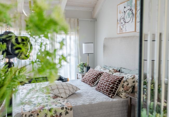 Appartement in Lucca - Modern Panoramic Loft with Terrace, Elevator, Parking Appartement in Lucca - Modern Panoramic Loft with Terrace, Elevator, Parking