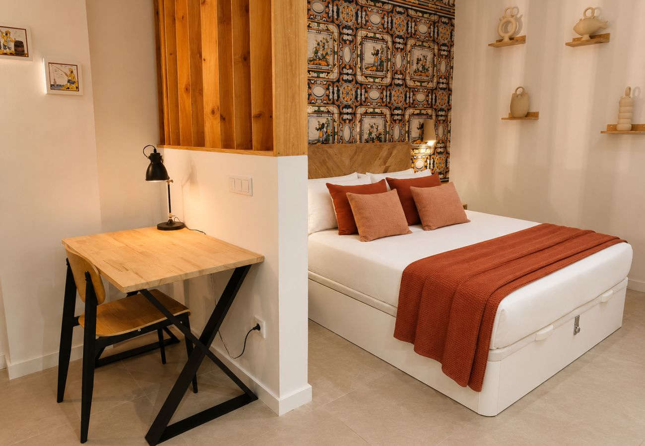 Appartement in Valencia - The Ceramic Home II | AC & WiFi | Free Bikes Included 
