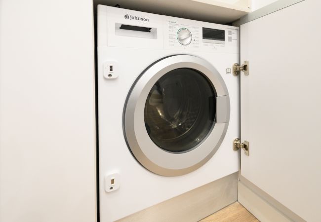 Appartement in Madrid - Elegancia y Funcionalidad en San Bernardo: Piso con Baños en Suite Appartement in Madrid - Elegancia y Funcionalidad en San Bernardo: Piso con Baños en Suite