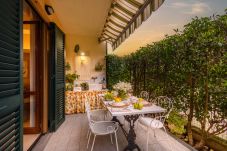 Appartement in Lucca - Smart Apartment with Outdoor and Private Parking