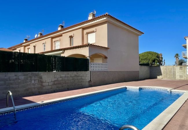 Rijhuis in L'Escala - RAMBLA MALLOLS 9, CASA LIA Rijhuis in L'Escala - RAMBLA MALLOLS 9, CASA LIA