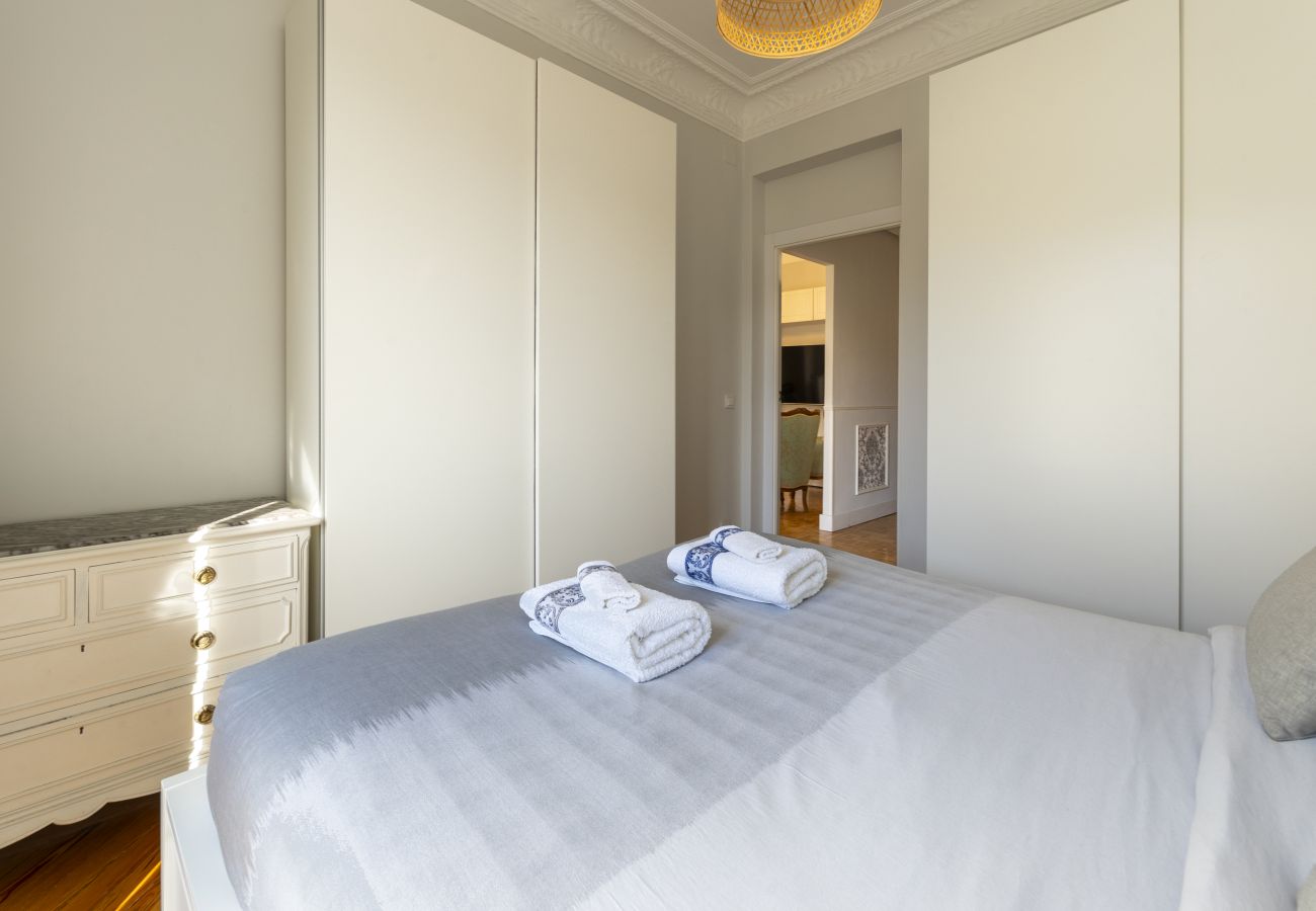 Appartement in Madrid - Acogedor piso con balcones en el centro de Madrid , a unos pasos de la Plaza Mayor .Temporal Appartement in Madrid - Acogedor piso con balcones en el centro de Madrid , a unos pasos de la Plaza Mayor .Temporal