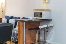 Appartement in Madrid - Piso de 2 dormitorios a pasos del Museo Reina Sofía: confort y ubicación perfecta en Madrid 
