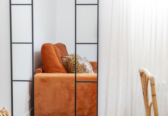 Appartement in Madrid - Magnífico Piso de 3 dormitorios en Madres Plaza de Mayo – Espacioso y Cómodo –Madrid. Temporal  Appartement in Madrid - Magnífico Piso de 3 dormitorios en Madres Plaza de Mayo – Espacioso y Cómodo –Madrid. Temporal