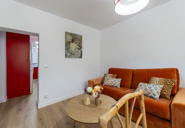 Appartement in Madrid - Magnífico Piso de 3 dormitorios en Madres Plaza de Mayo – Espacioso y Cómodo –Madrid. Temporal  Appartement in Madrid - Magnífico Piso de 3 dormitorios en Madres Plaza de Mayo – Espacioso y Cómodo –Madrid. Temporal