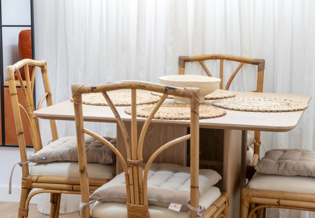 Appartement in Madrid - Magnífico Piso de 3 dormitorios en Madres Plaza de Mayo – Espacioso y Cómodo –Madrid. Temporal  Appartement in Madrid - Magnífico Piso de 3 dormitorios en Madres Plaza de Mayo – Espacioso y Cómodo –Madrid. Temporal