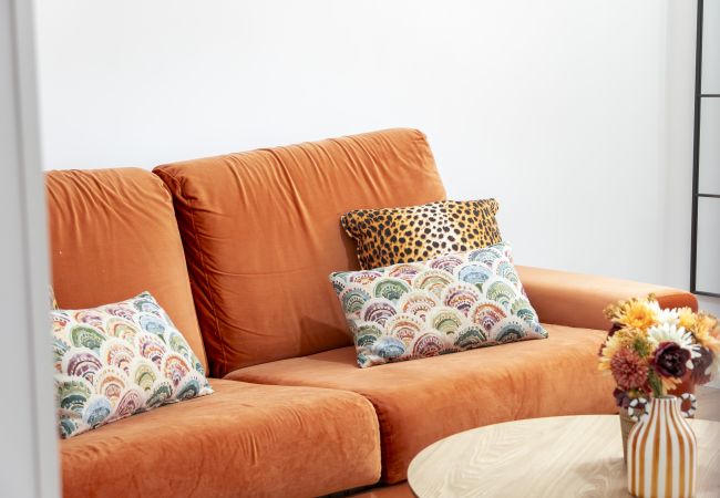 Appartement in Madrid - Magnífico Piso de 3 dormitorios en Madres Plaza de Mayo – Espacioso y Cómodo –Madrid. Temporal  Appartement in Madrid - Magnífico Piso de 3 dormitorios en Madres Plaza de Mayo – Espacioso y Cómodo –Madrid. Temporal