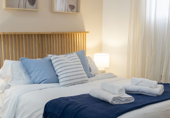 Appartement in Madrid - Magnífico Piso de 3 dormitorios en Madres Plaza de Mayo – Espacioso y Cómodo –Madrid. Temporal  Appartement in Madrid - Magnífico Piso de 3 dormitorios en Madres Plaza de Mayo – Espacioso y Cómodo –Madrid. Temporal