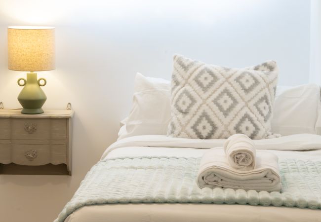 Appartement in Madrid - Magnífico Piso de 3 dormitorios en Madres Plaza de Mayo – Espacioso y Cómodo –Madrid. Temporal  Appartement in Madrid - Magnífico Piso de 3 dormitorios en Madres Plaza de Mayo – Espacioso y Cómodo –Madrid. Temporal