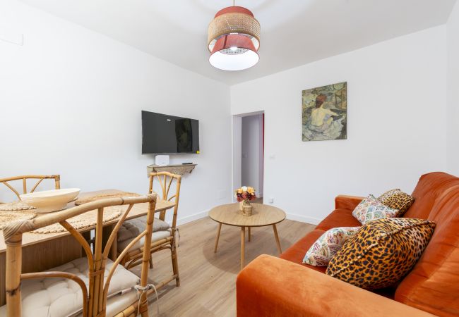 Appartement in Madrid - Magnífico Piso de 3 dormitorios en Madres Plaza de Mayo – Espacioso y Cómodo –Madrid. Temporal  Appartement in Madrid - Magnífico Piso de 3 dormitorios en Madres Plaza de Mayo – Espacioso y Cómodo –Madrid. Temporal