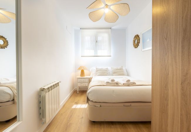 Appartement in Madrid - Magnífico Piso de 3 dormitorios en Madres Plaza de Mayo – Espacioso y Cómodo –Madrid. Temporal  Appartement in Madrid - Magnífico Piso de 3 dormitorios en Madres Plaza de Mayo – Espacioso y Cómodo –Madrid. Temporal