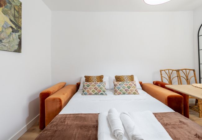 Appartement in Madrid - Magnífico Piso de 3 dormitorios en Madres Plaza de Mayo – Espacioso y Cómodo –Madrid. Temporal  Appartement in Madrid - Magnífico Piso de 3 dormitorios en Madres Plaza de Mayo – Espacioso y Cómodo –Madrid. Temporal