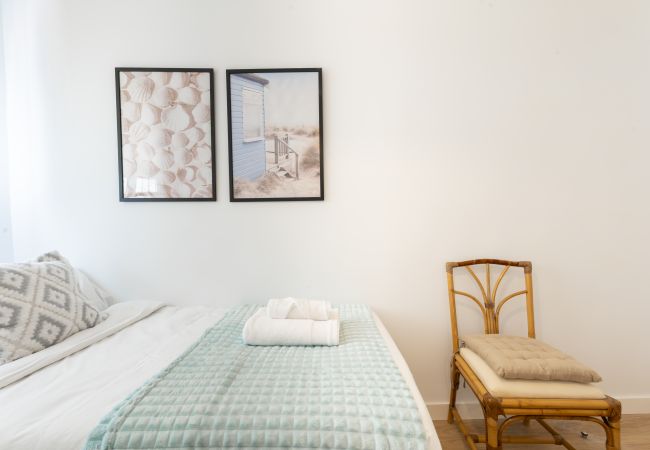 Appartement in Madrid - Magnífico Piso de 3 dormitorios en Madres Plaza de Mayo – Espacioso y Cómodo –Madrid. Temporal  Appartement in Madrid - Magnífico Piso de 3 dormitorios en Madres Plaza de Mayo – Espacioso y Cómodo –Madrid. Temporal