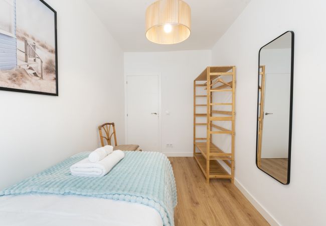 Appartement in Madrid - Magnífico Piso de 3 dormitorios en Madres Plaza de Mayo – Espacioso y Cómodo –Madrid. Temporal  Appartement in Madrid - Magnífico Piso de 3 dormitorios en Madres Plaza de Mayo – Espacioso y Cómodo –Madrid. Temporal