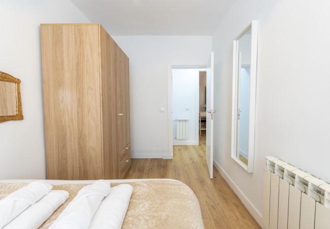 Appartement in Madrid - Magnífico Piso de 3 dormitorios en Madres Plaza de Mayo – Espacioso y Cómodo –Madrid. Temporal  Appartement in Madrid - Magnífico Piso de 3 dormitorios en Madres Plaza de Mayo – Espacioso y Cómodo –Madrid. Temporal