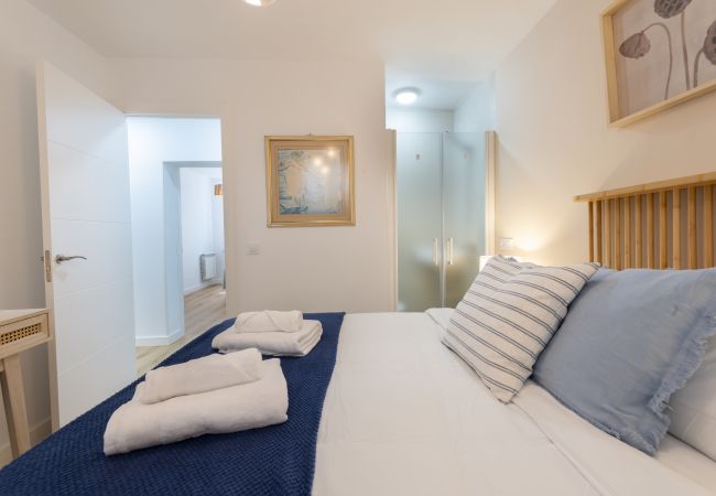 Appartement in Madrid - Magnífico Piso de 3 dormitorios en Madres Plaza de Mayo – Espacioso y Cómodo –Madrid. Temporal  Appartement in Madrid - Magnífico Piso de 3 dormitorios en Madres Plaza de Mayo – Espacioso y Cómodo –Madrid. Temporal