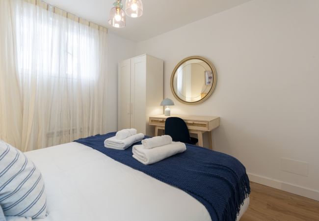 Appartement in Madrid - Magnífico Piso de 3 dormitorios en Madres Plaza de Mayo – Espacioso y Cómodo –Madrid. Temporal  Appartement in Madrid - Magnífico Piso de 3 dormitorios en Madres Plaza de Mayo – Espacioso y Cómodo –Madrid. Temporal