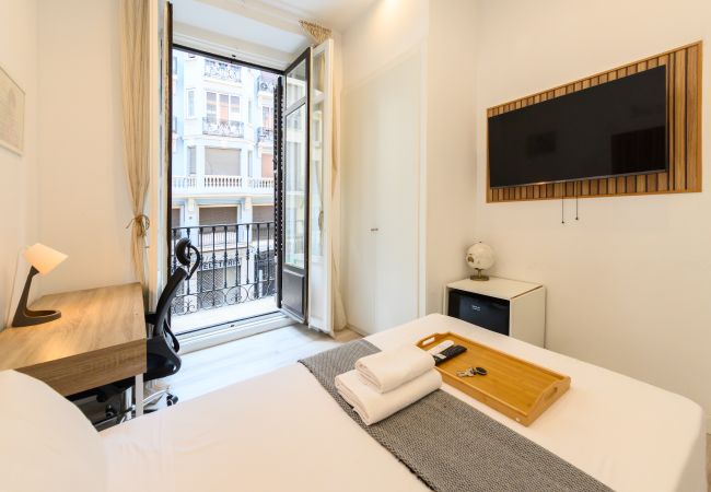 Rent by room in Madrid - Ámsterdam: habitación con comodidad y zonas compartidas Gran Vía-Madrid.Temporal Rent by room in Madrid - Ámsterdam: habitación con comodidad y zonas compartidas Gran Vía-Madrid.Temporal