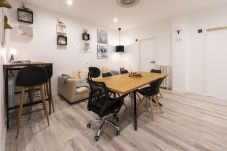 Rent by room in Madrid - Barcelona:  habitación con comodidad y zonas compartidas Gran Vía-Madrid