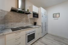 Rent by room in Madrid - Zurich: habitación con comodidad y zonas compartidas Gran Vía-Madrid