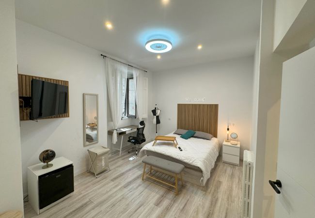  in Madrid - Madrid: habitación con comodidad y zonas compartidas- Gran Vía