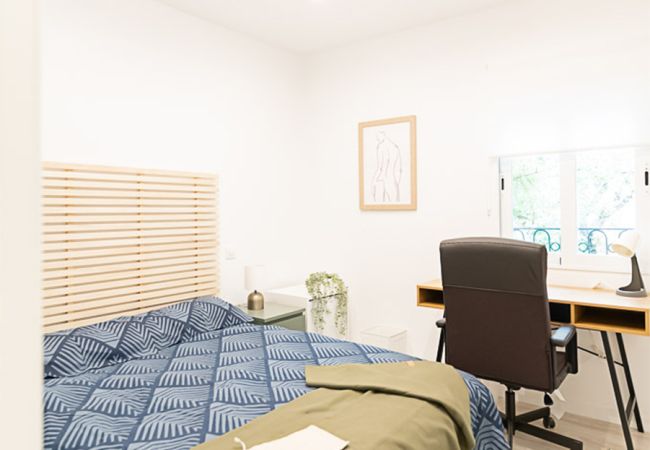  in Madrid - Tarija: Habitación con confort y esencia boliviana en Madrid