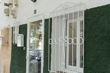 Rent by room in Madrid - Tarija: Habitación con confort y esencia boliviana en Madrid