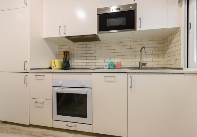 Rent by room in Madrid - La Paz: Habitación con confort y esencia boliviana en Madrid. Temporal Rent by room in Madrid - La Paz: Habitación con confort y esencia boliviana en Madrid. Temporal