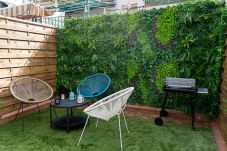 Rent by room in Madrid - La Paz: Habitación con confort y esencia boliviana en Madrid