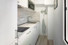 Rent by room in Madrid - Lima: habitación perfecta para vivir y compartir en Madrid 